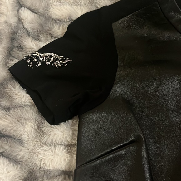 DESIGNER leather top, NWT - Picture 2 of 5